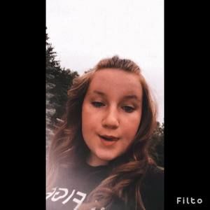 Meet your Posher, Olivia